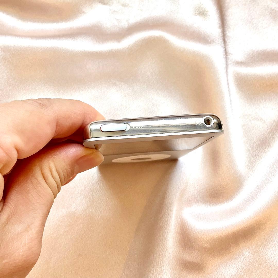 シルバー iPod classic 第7世代 160GB アイポッド本体 W