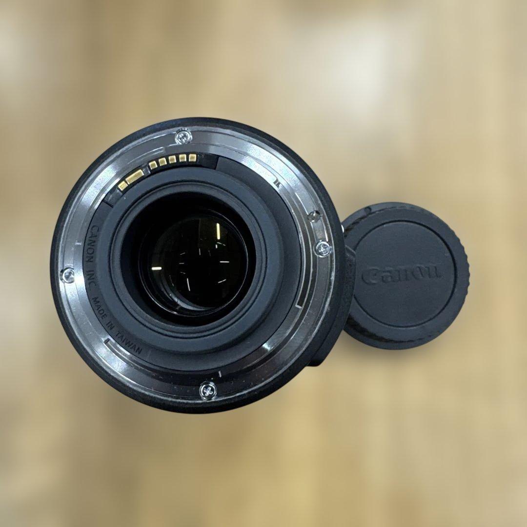 E*s様 Canon EF-S 18-135mm レンズ