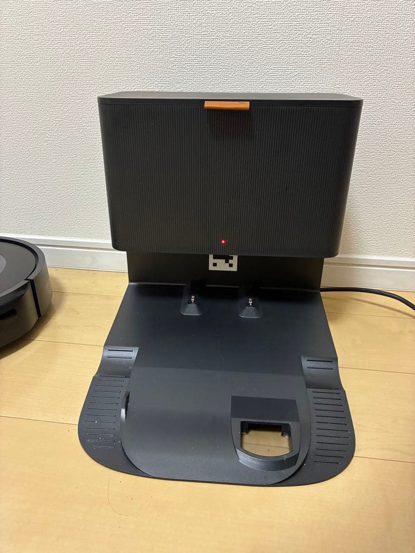 アイロボット　ロボット掃除機 ルンバ 自動ゴミ収集機能付き