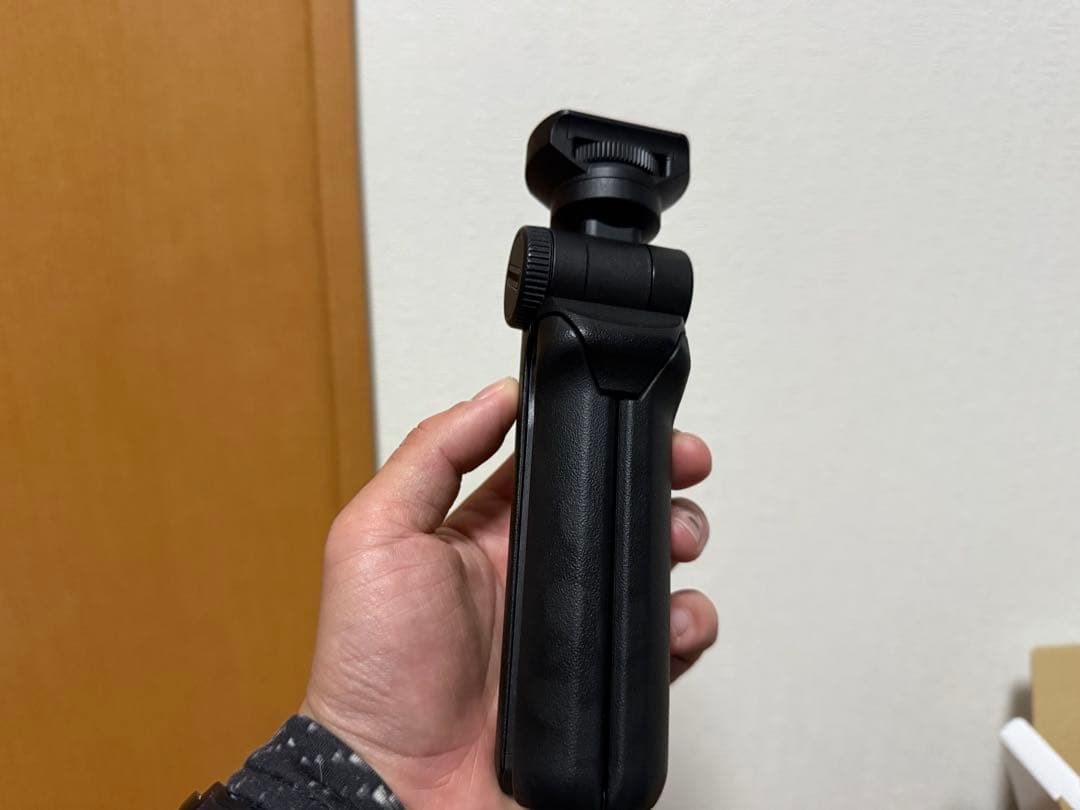 SONY ZV-E10 レンズキット 予備バッテリー、3脚