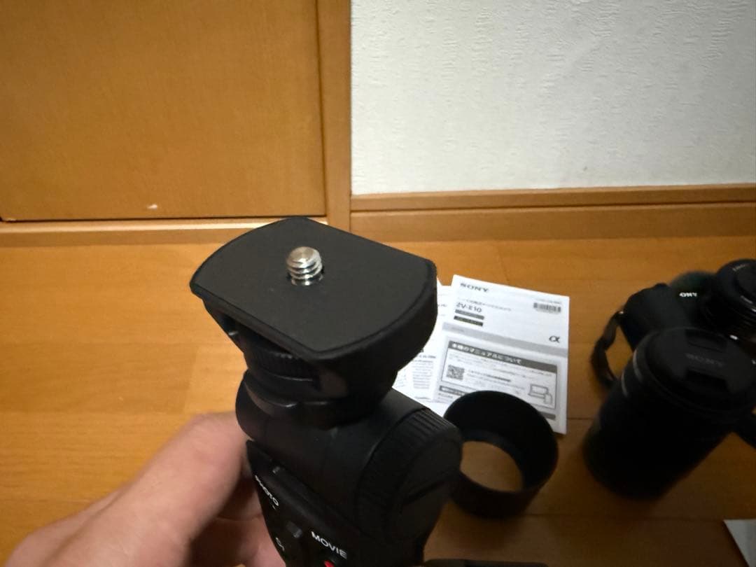 SONY ZV-E10 レンズキット 予備バッテリー、3脚