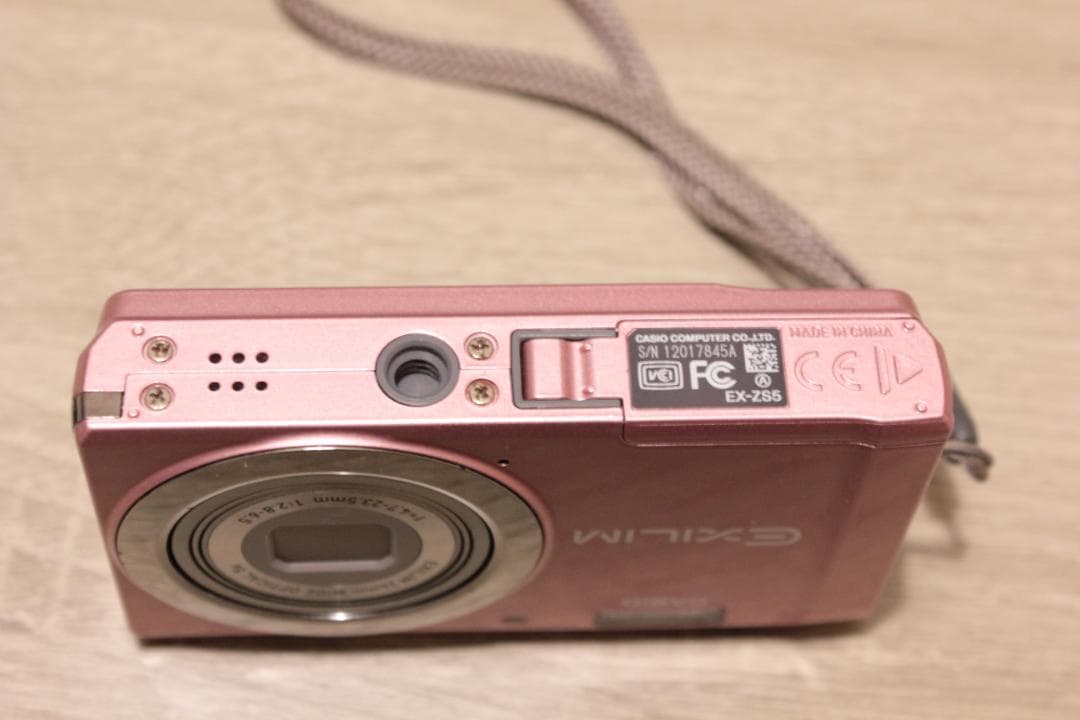 【CASIO】 EXILIM EX-ZS5 ピンク コンデジ
