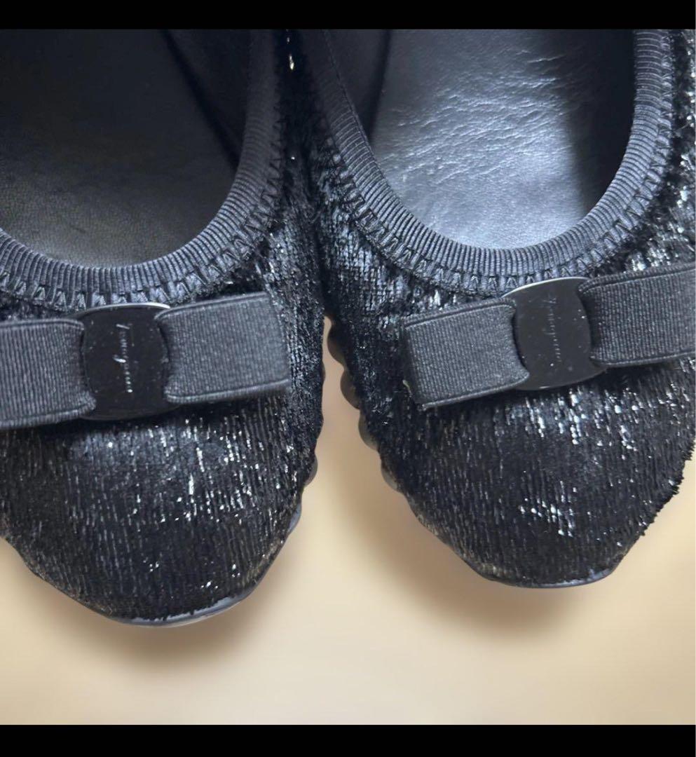 Ferragamo ヴァラ ・パンプス ドリー