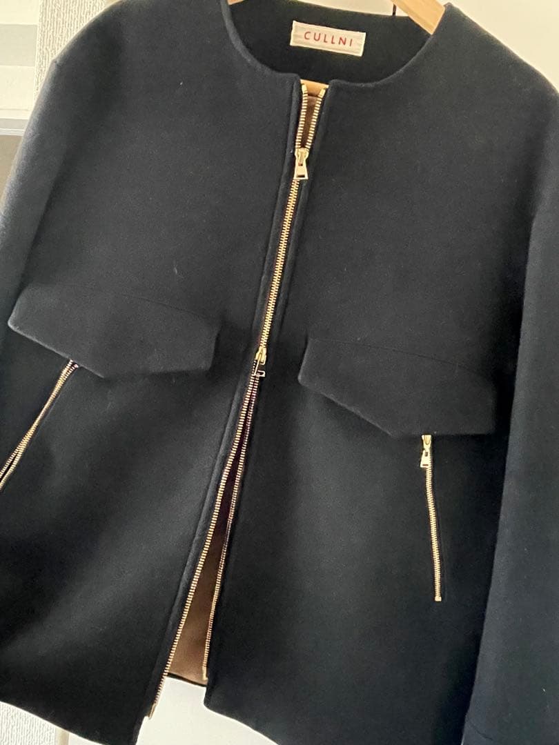 CULLNI ノーカラーブルゾン