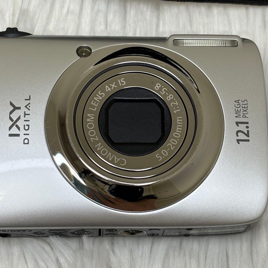 Canon カメラ　IXY 510IS PC1356 シルバー　コンデジ　動作品