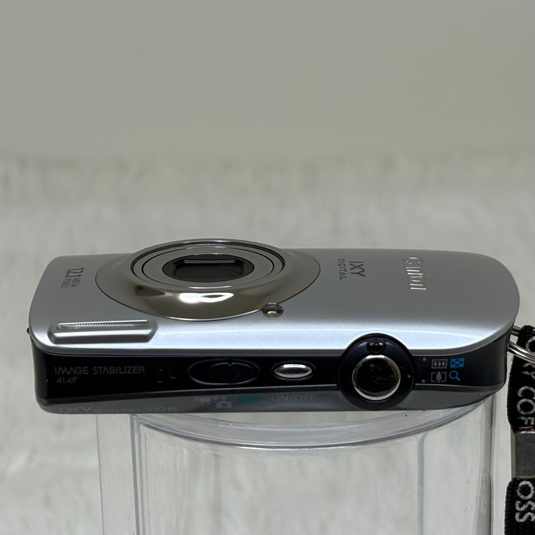 Canon カメラ　IXY 510IS PC1356 シルバー　コンデジ　動作品