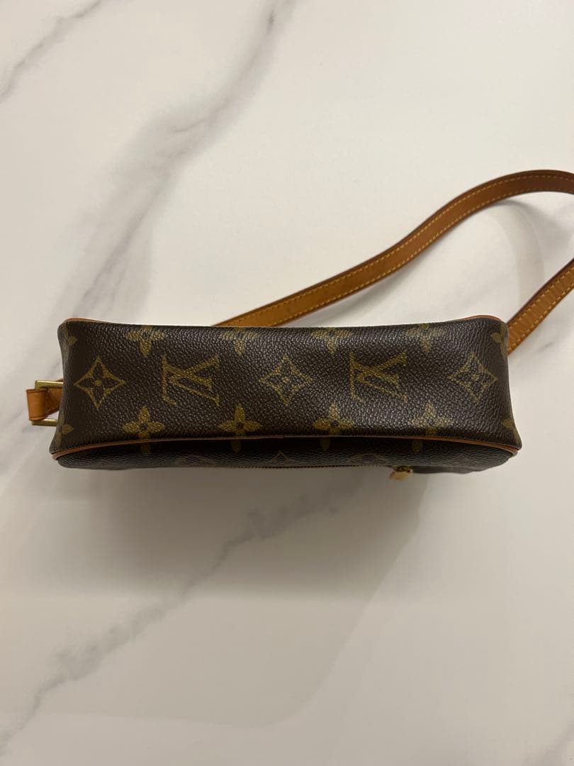 Louis Vuitton ルイヴィトン　モノグラム ハンドバッグ