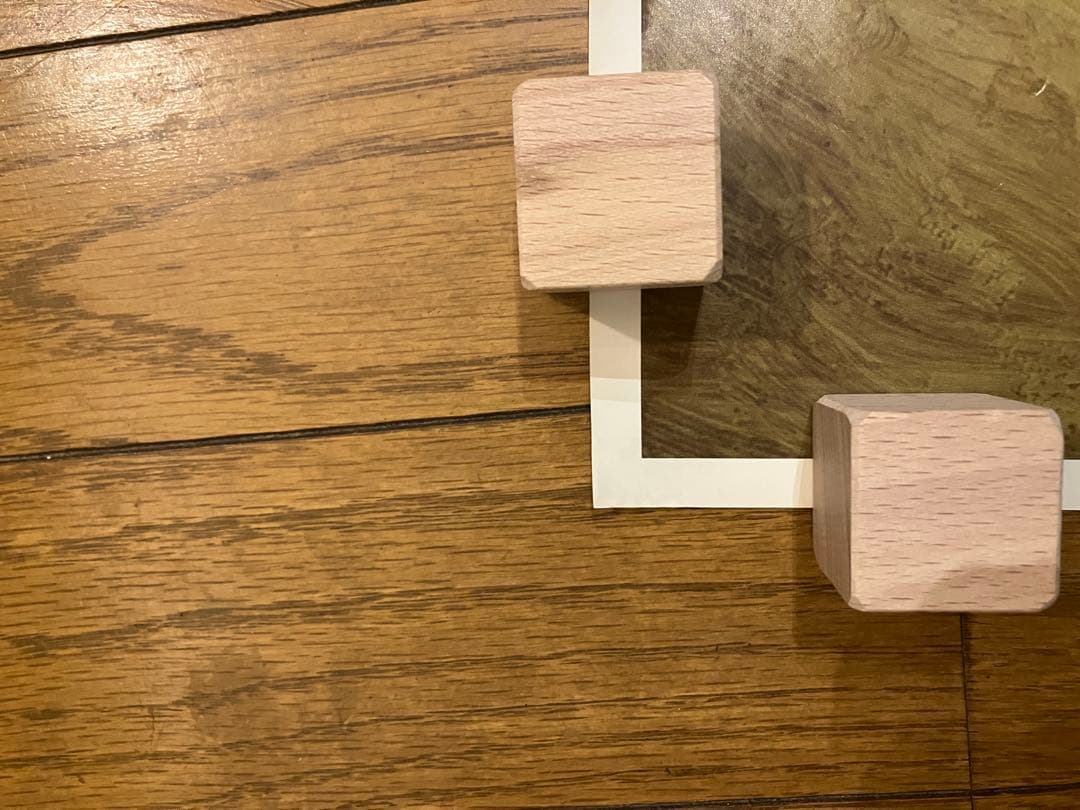 KAWS ポスター TOKION