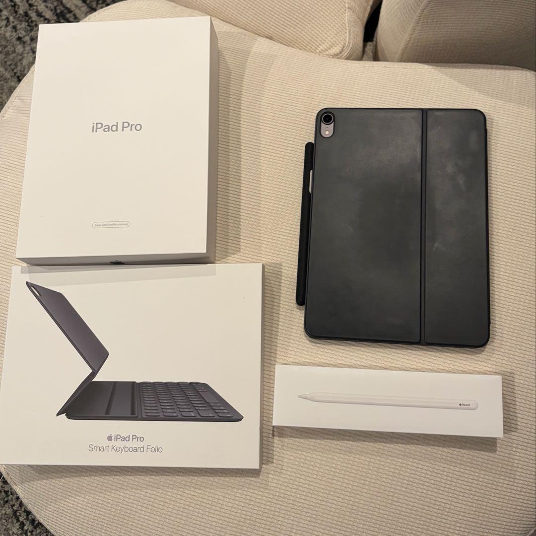 iPad Pro 11インチ アップルペンシル　キーボードスマートフォリオ