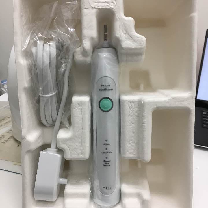 フィリップスソニッケアー ヘルシーホワイト替えブラシ1個付き