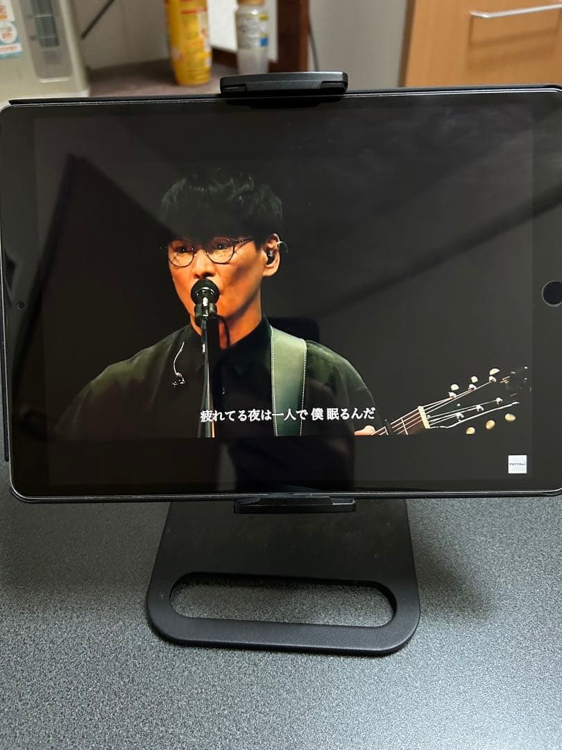 Apple iPad pro 10.5インチ　wi-fi 64GB スタンド付き