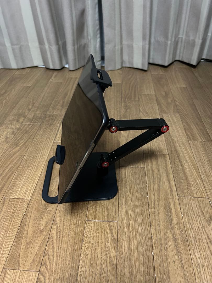 Apple iPad pro 10.5インチ　wi-fi 64GB スタンド付き