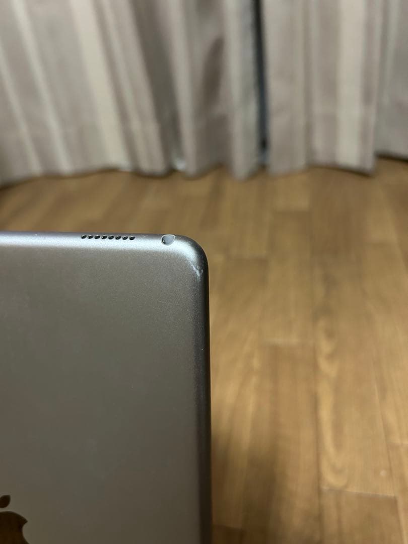 Apple iPad pro 10.5インチ　wi-fi 64GB スタンド付き