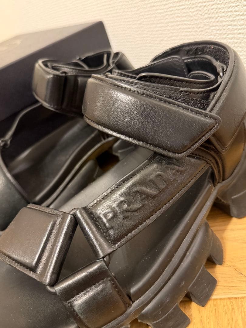 PRADA パデッドサンダル ブラック 25cm／箱付き・美品