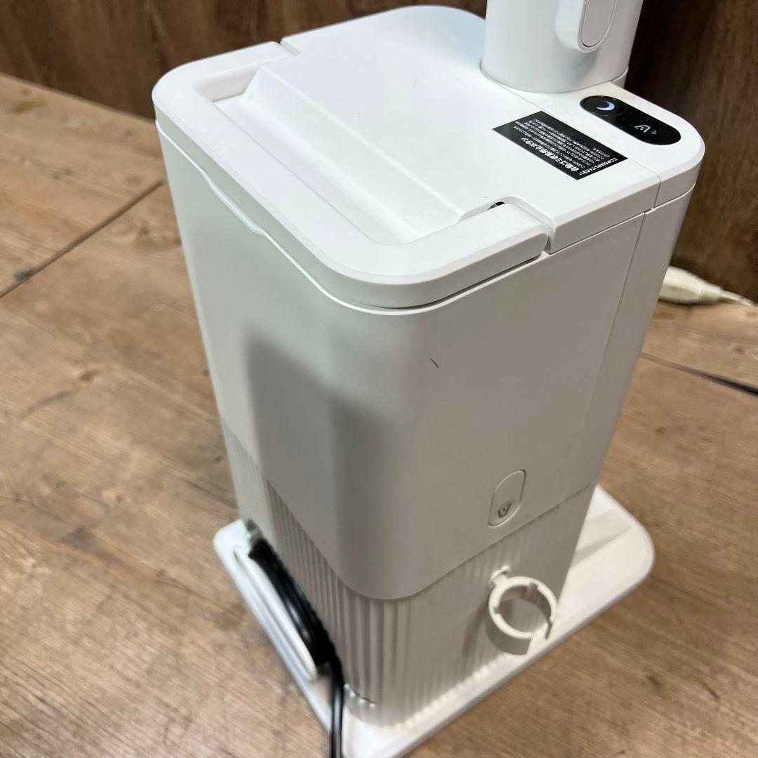 e677☆ Clean Sense iQ ライトチタニウム　掃除機　自動吸引