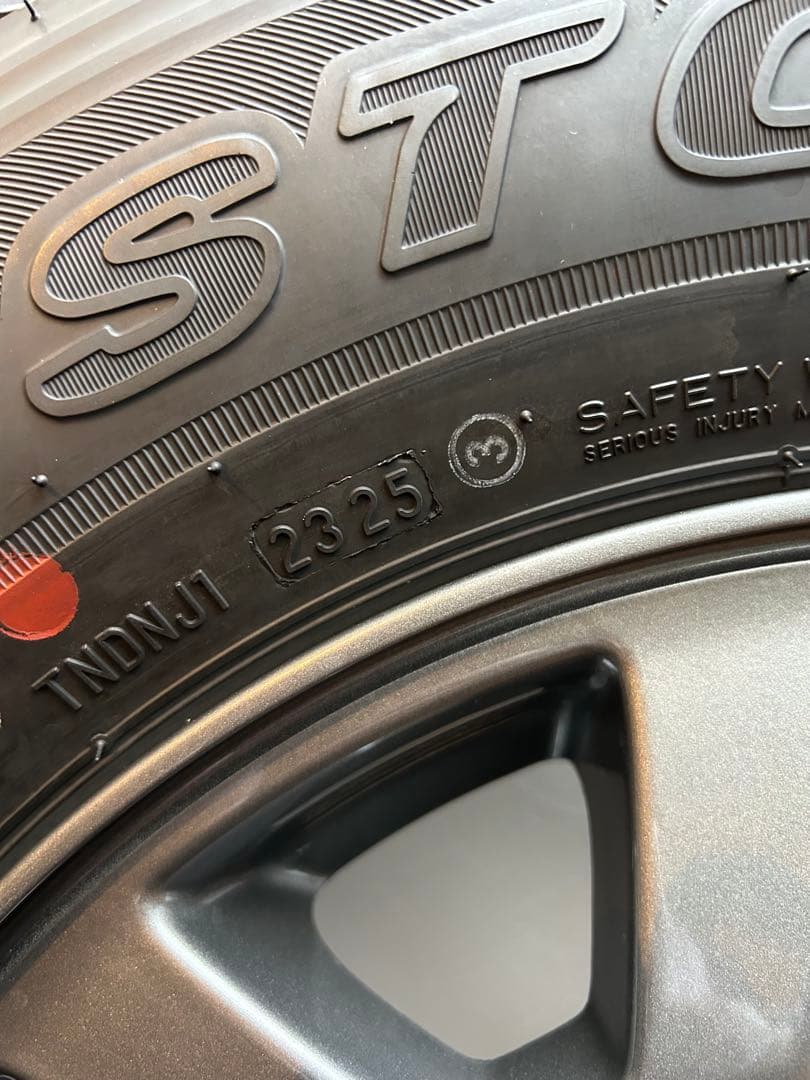 ジムニー　ノマド　新車外し　ブリヂストン　15インチ　4本セット