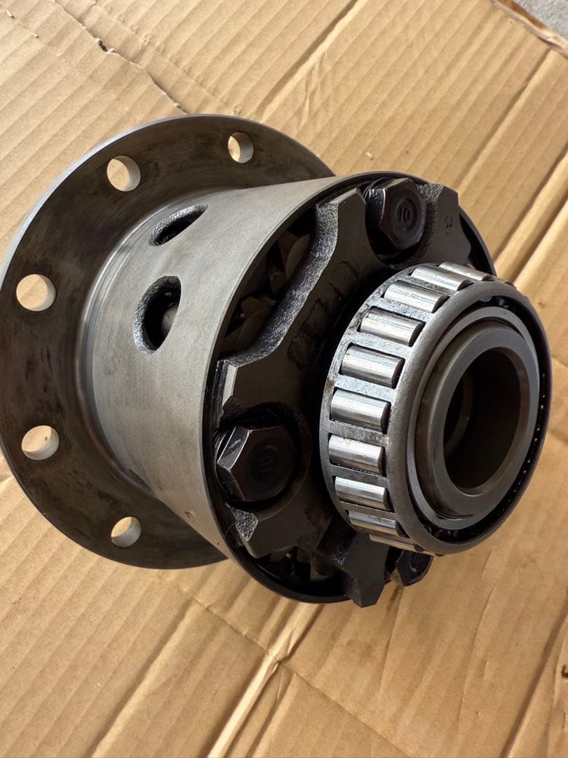 トヨタGR86ZN8 純正トルセンLSD