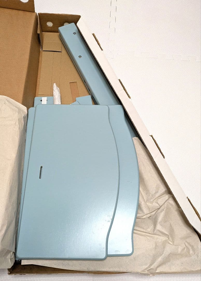 【ほぼ未使用】トリップトラップ　ベビーチェア　アクアブルー　シリアル6