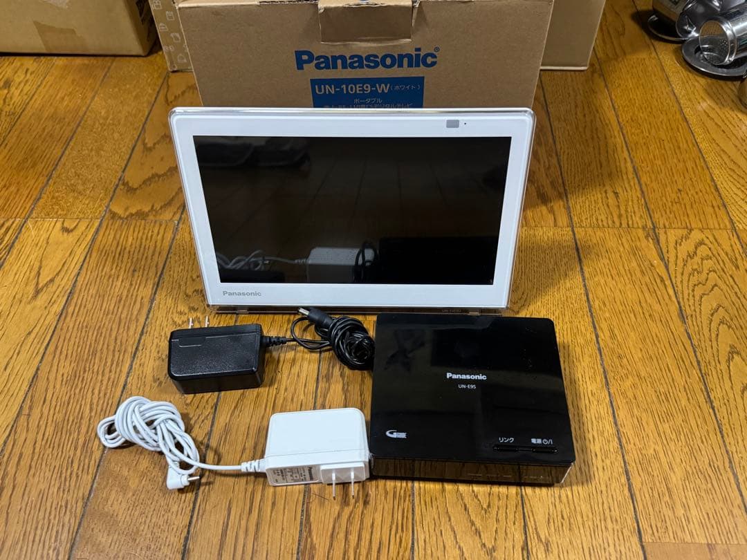 プライベートビエラ UN-10E9-W パナソニック