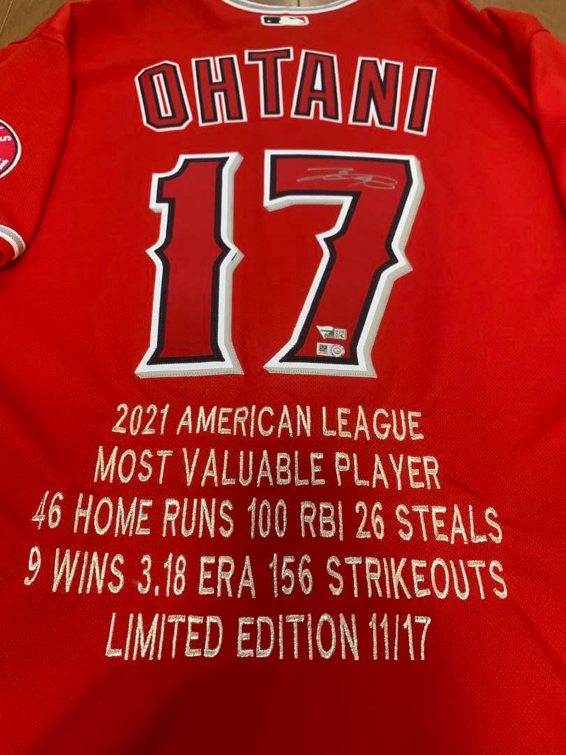 b*5様 【世界17枚限定】大谷翔平 直筆サイン オーセンティックユニフォーム