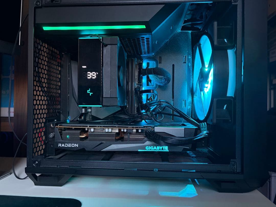 自作ゲーミングpc ryzen7 5700x3D rx6600xt