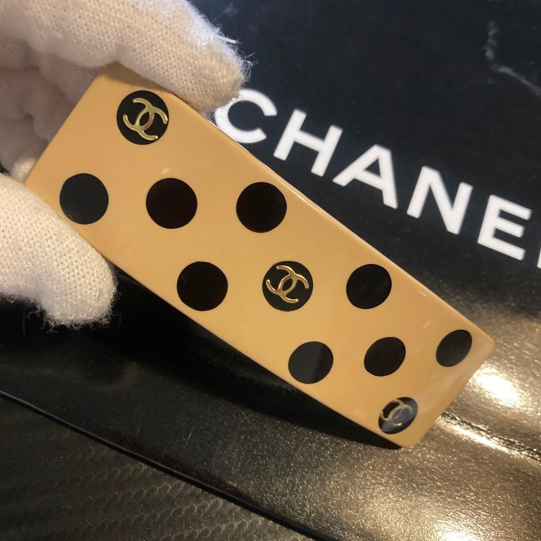 CHANELココマーク　ヘアバレッタ ヘアアクセサリー★フランス製、ドット