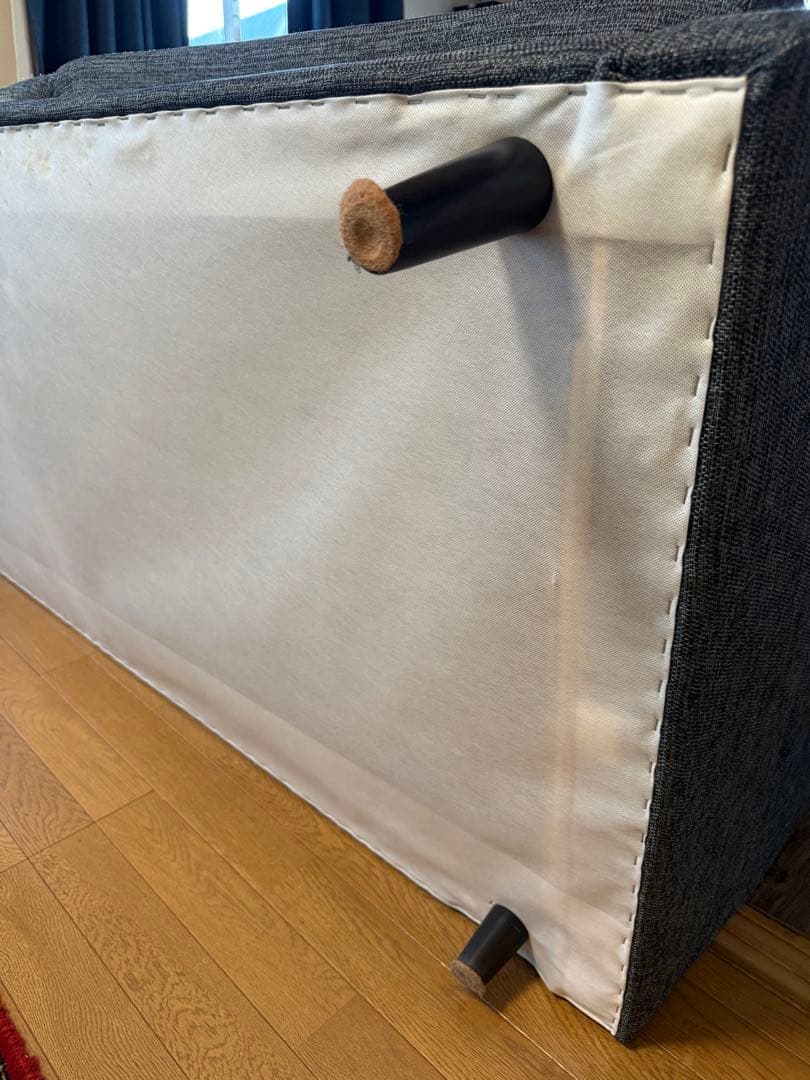 ニトリ　3人掛けソファー、オットマン