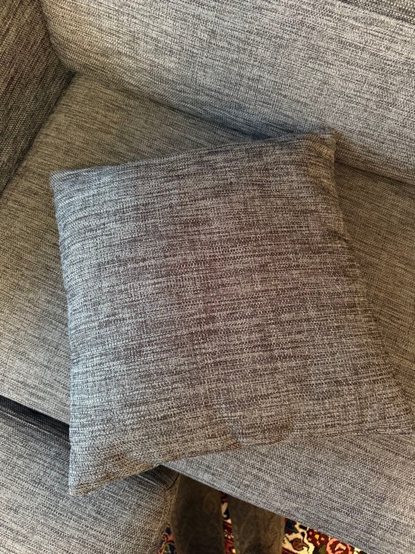 ニトリ　3人掛けソファー、オットマン