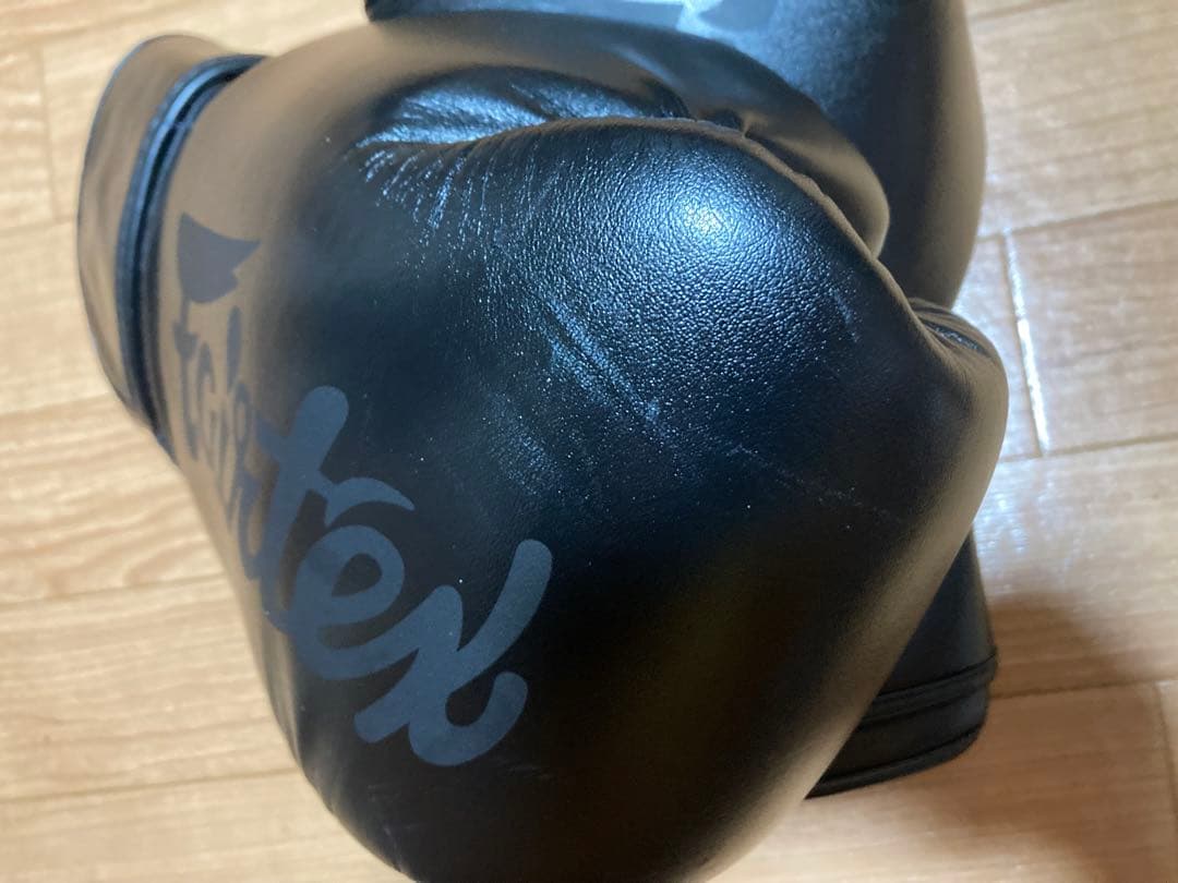 【値下交渉受付中】Fairtex ブラック14oz
