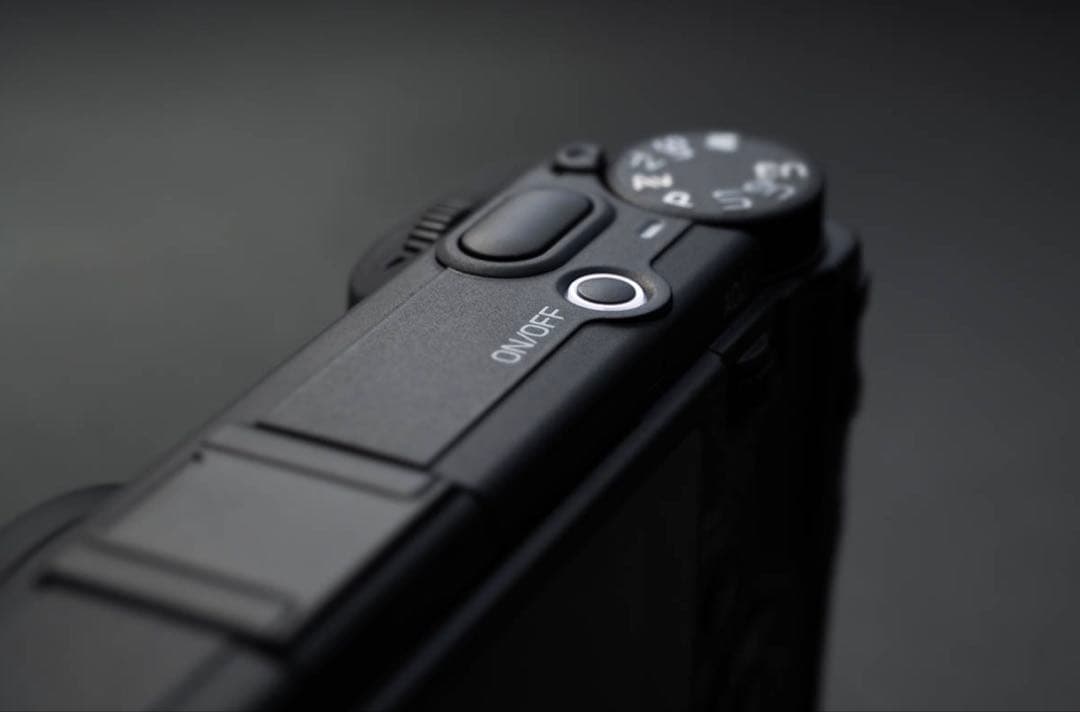 【メーカー一年保証付き】RICOH GR IV Monochrome 新品未使用