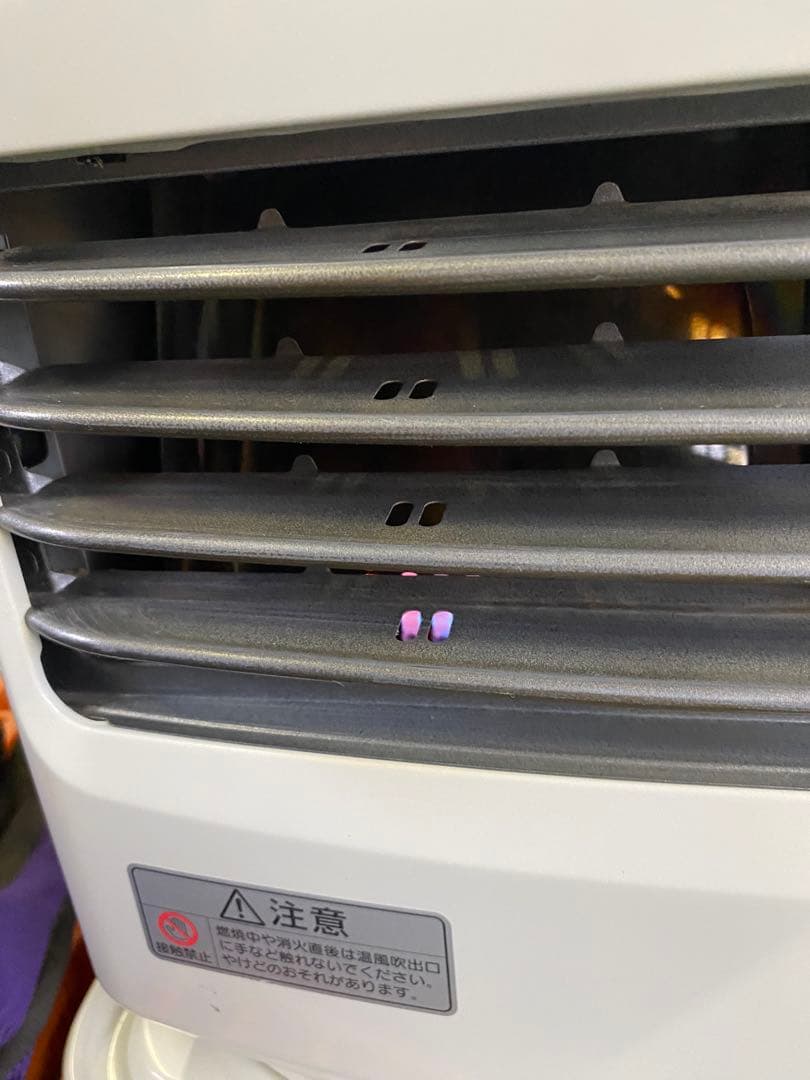 石油ファンヒーター　ダイニチ