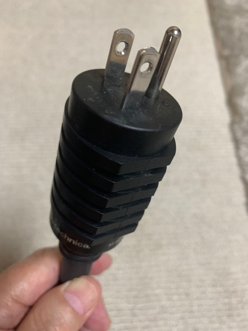 オーディオテクニカ極太電源ケーブル