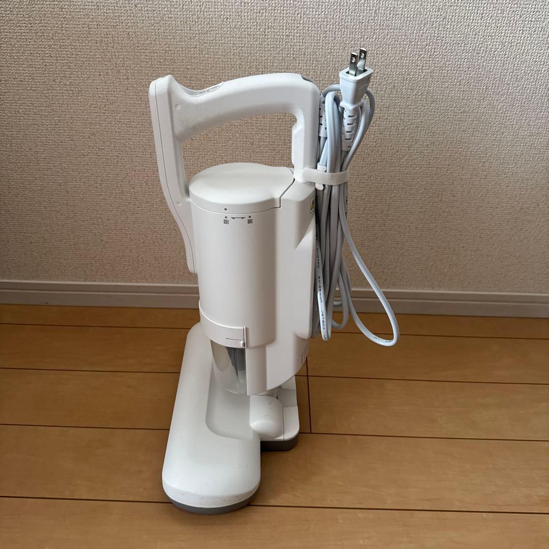 アイリスオーヤマふとんクリーナーFCA-B2H-W