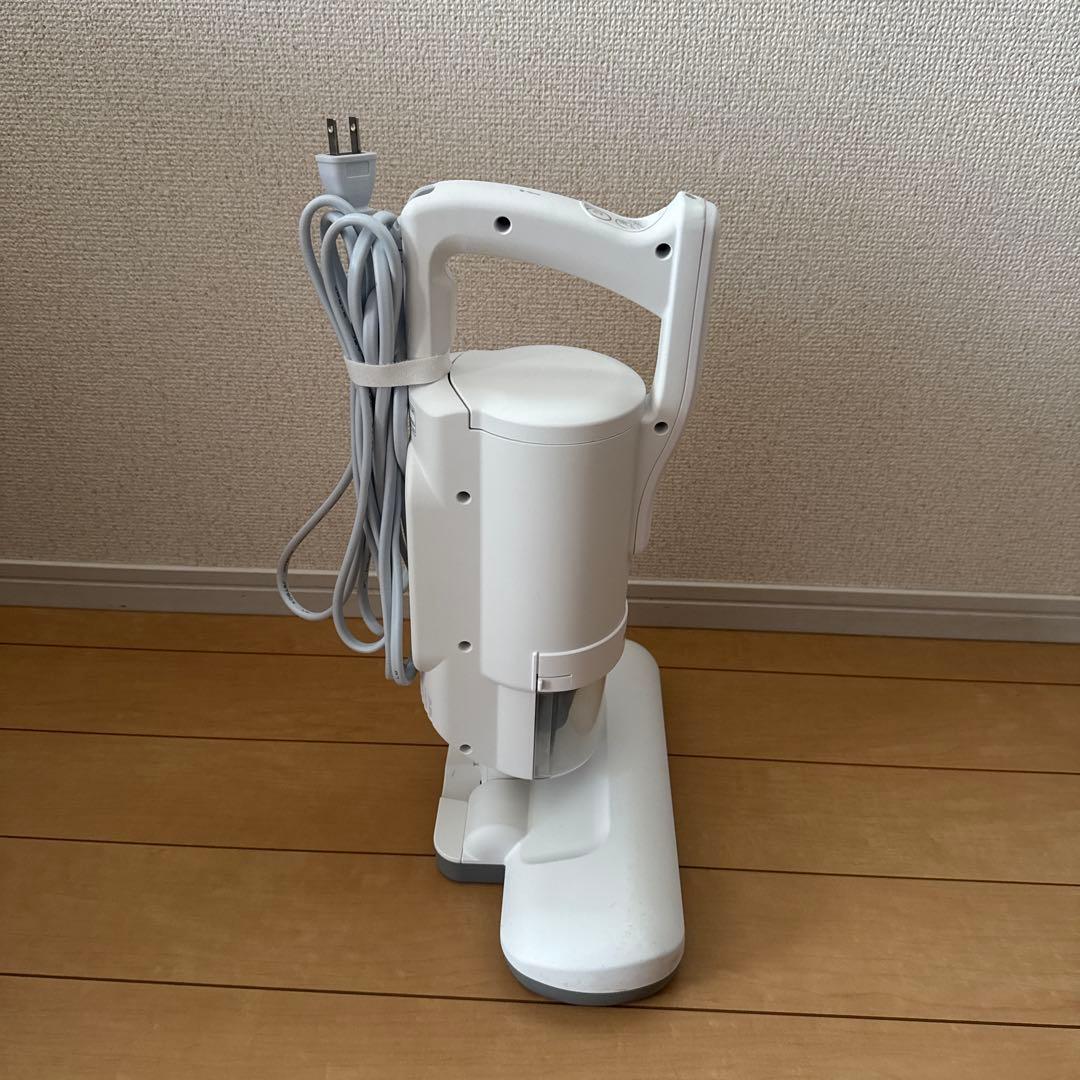 アイリスオーヤマふとんクリーナーFCA-B2H-W