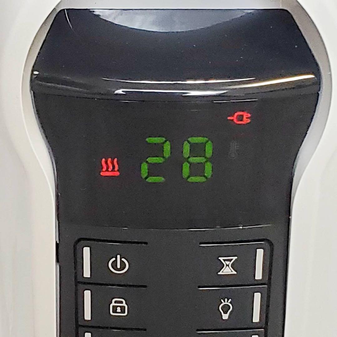 【極美品】デロンギ オイルヒーター NJ0505E 3畳用 500W