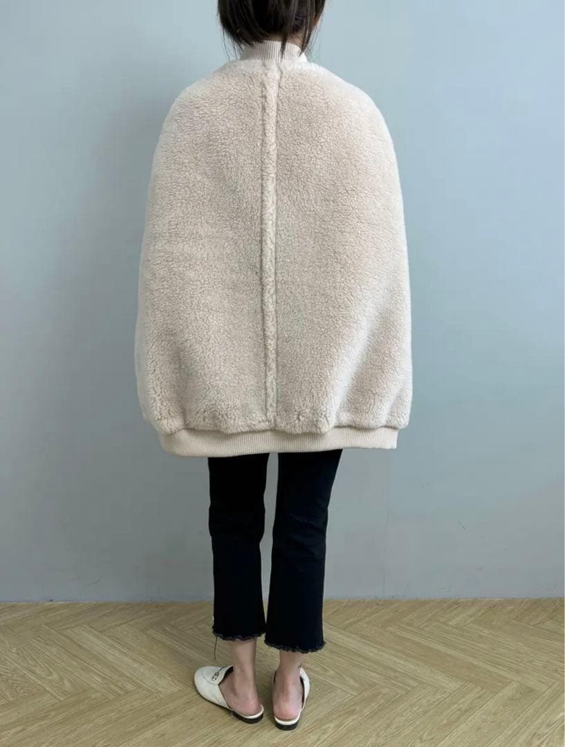 新品未使用 ベアポンチョブルゾン テディケープ ライトブラウン