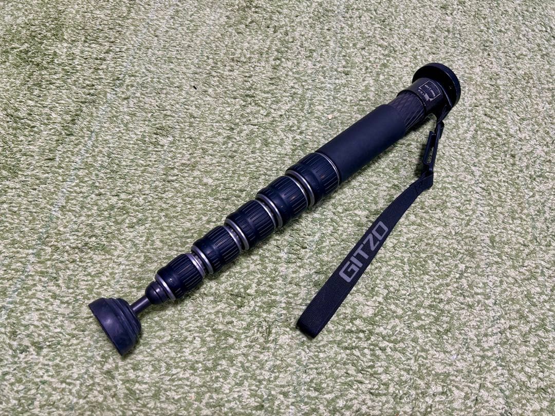 GITZO　ジッツオ　カーボン一脚　GM4562