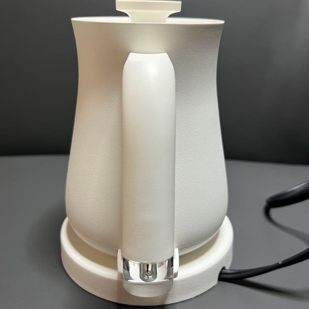 BALMUDA バルミューダ　電気ケトル　ホワイト　白　K07A