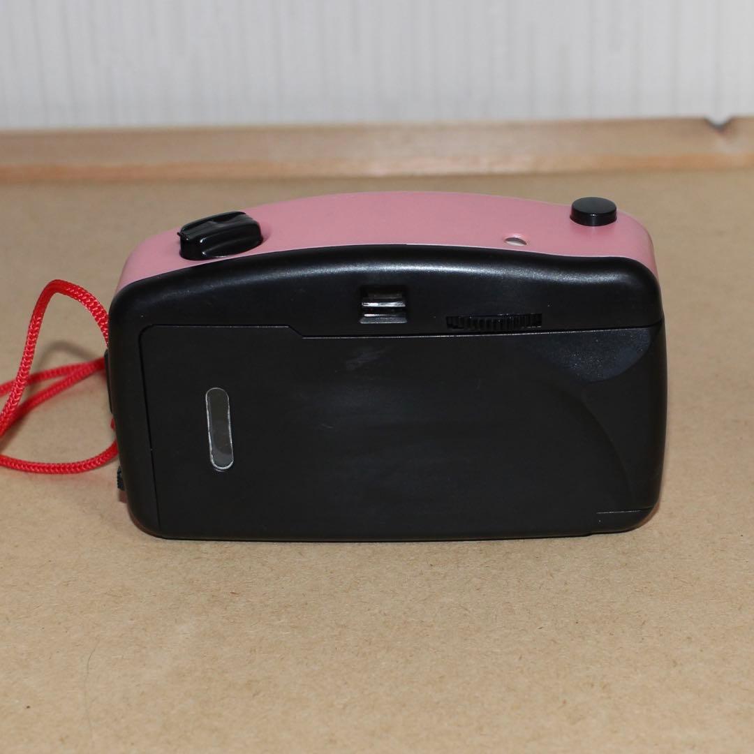 完動品　フィルムカメラ　ハローキティ