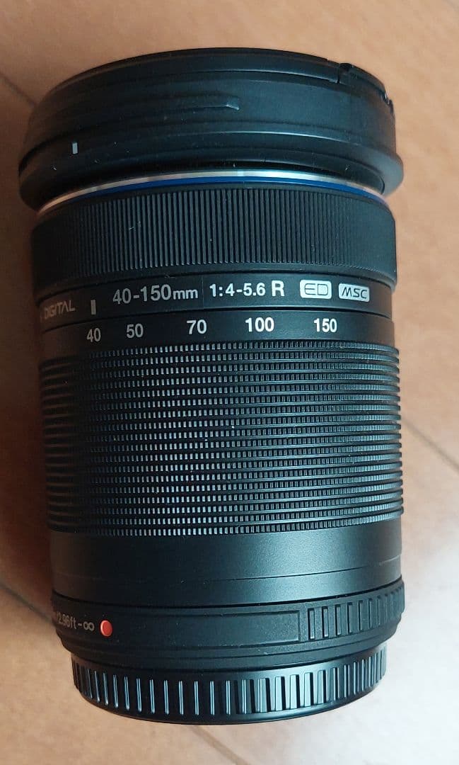 オリンパス　Pen Lite　E-PL6.望遠レンズ【新品】