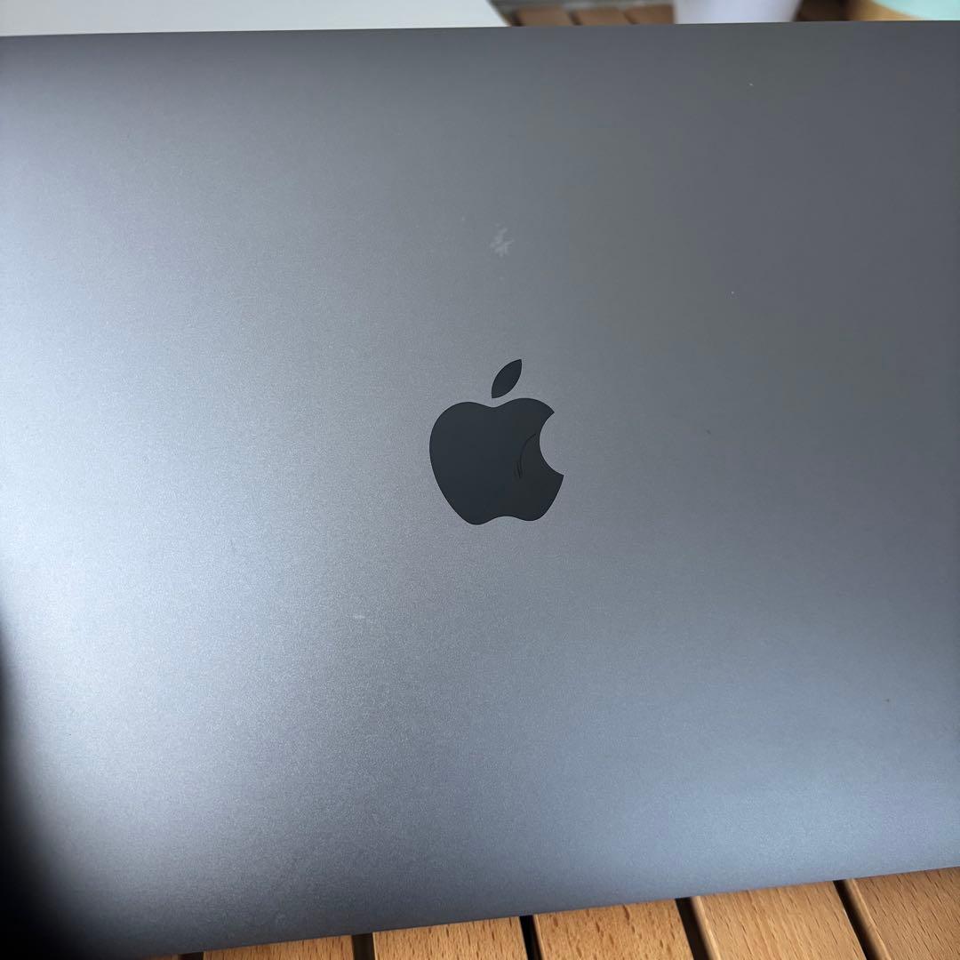 f*0様 Apple MacBook Air M1 13インチ 8GB 256G