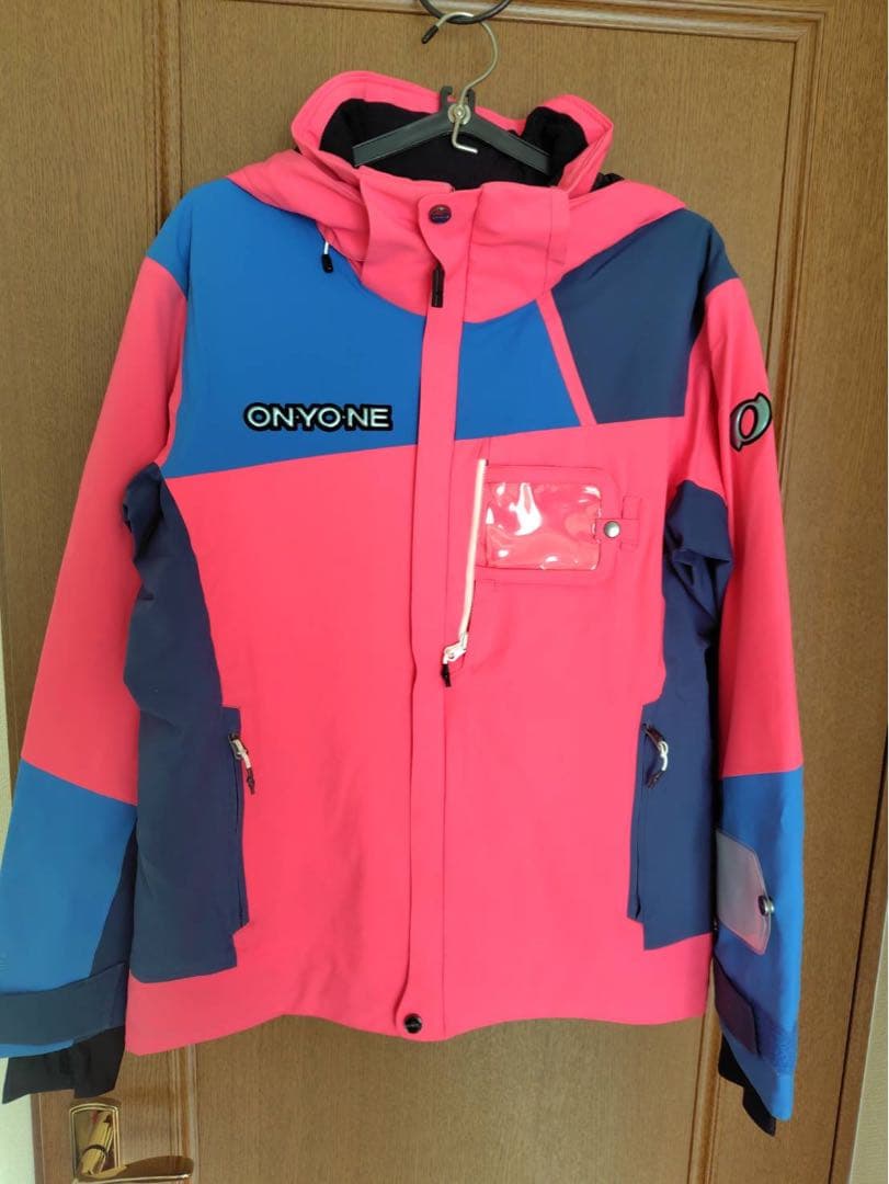 ONYONE スキーウェア 上下 ピンク/ブルー Mサイズ