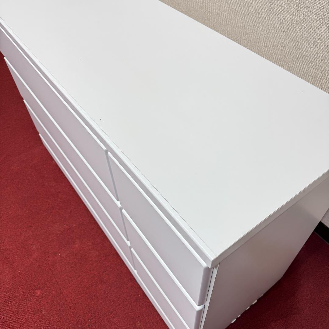 超美品　白いワイドチェスト３段　収納　タンス　幅1190ｍｍ