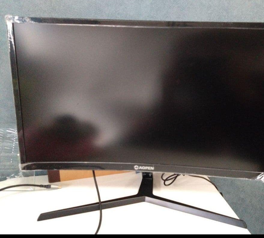 AOPENゲーミング 湾曲モニタ 144Hz 23.6インチ