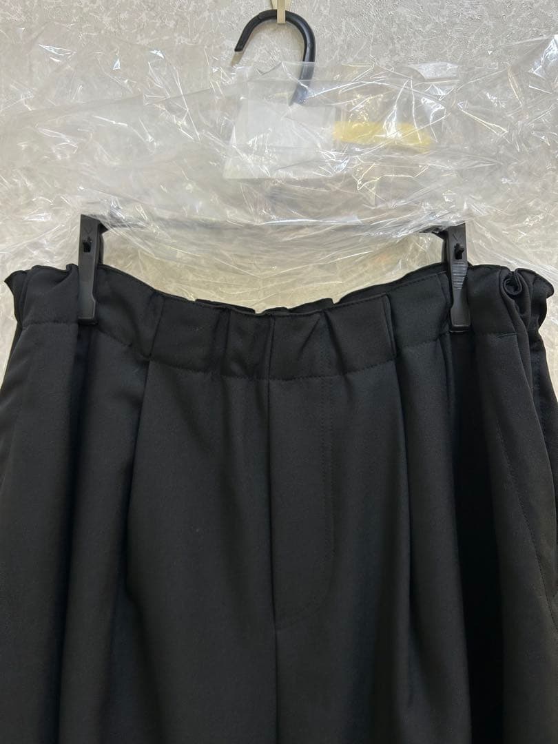 mizuiro ind ワイドカーゴパンツ イージーパンツ　ブラック