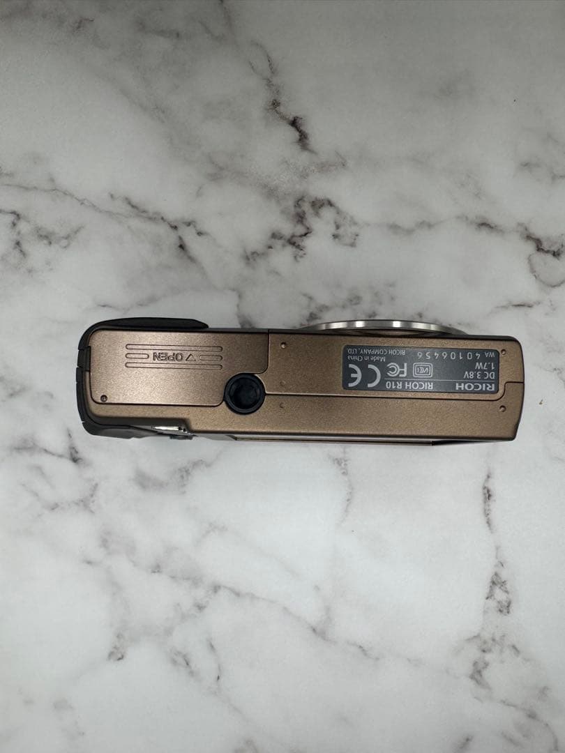 めいち様 デジタルカメラ　リコー R RICOH R10 BROWN