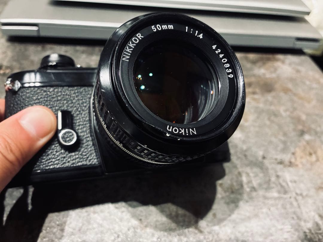 Nikon EM 一眼レフカメラ Nikkor 50mm f/1.4