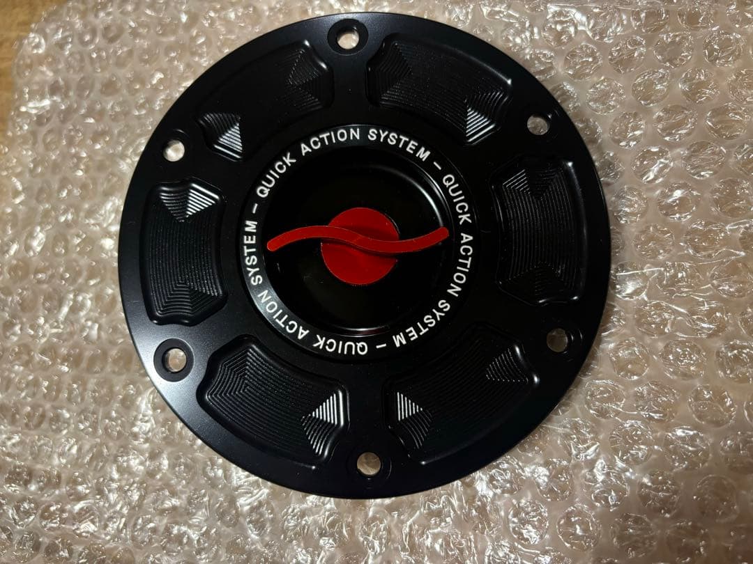 アコサット　タンクキャップ　KTM SUPER DUKE-R