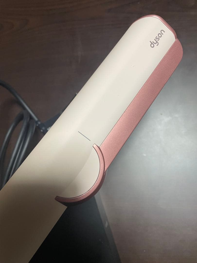 ht01 ストレイトナー　Dyson ドライヤー　アイロン