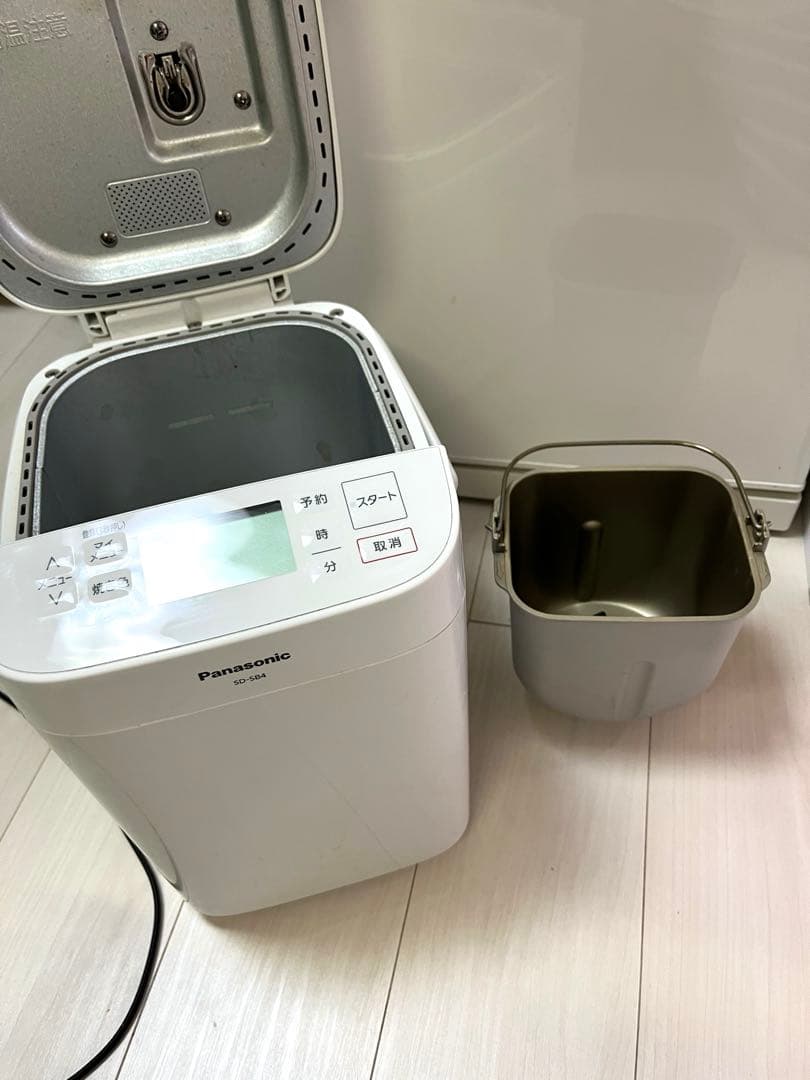 Panasonicホームベーカリー SD-SB4-W 2022年製　パナソニック